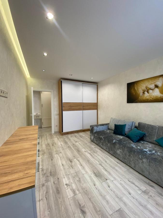Квартира Для Вас Карла Мікльоша 7 Apartment Lviv Ngoại thất bức ảnh
